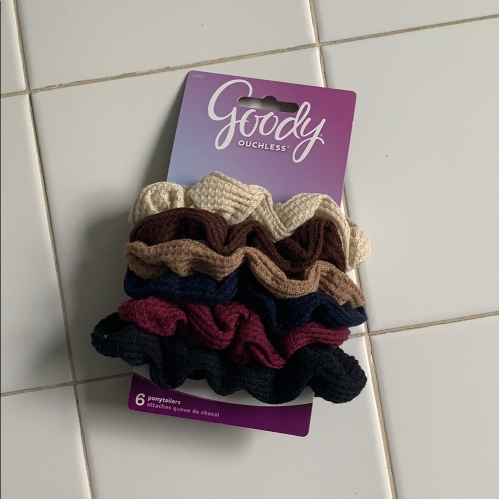 New goody scrunchies !